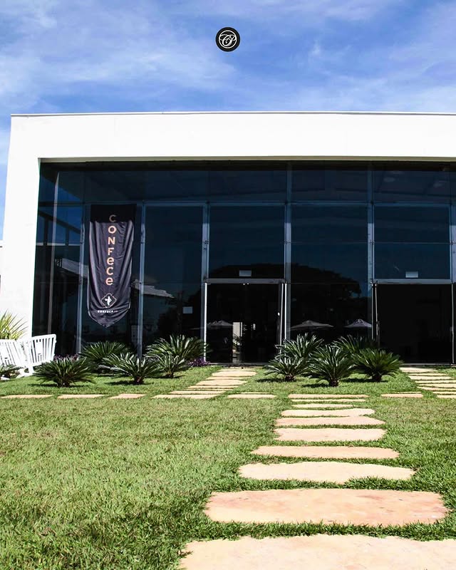 Estrutura para apresentações — Casa Pampulha